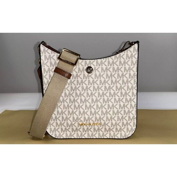 MICHAEL KORS Briley Small‎ Logo Messenger Shoulder Bag - Vanilla NWOT - Picture 3 of 12